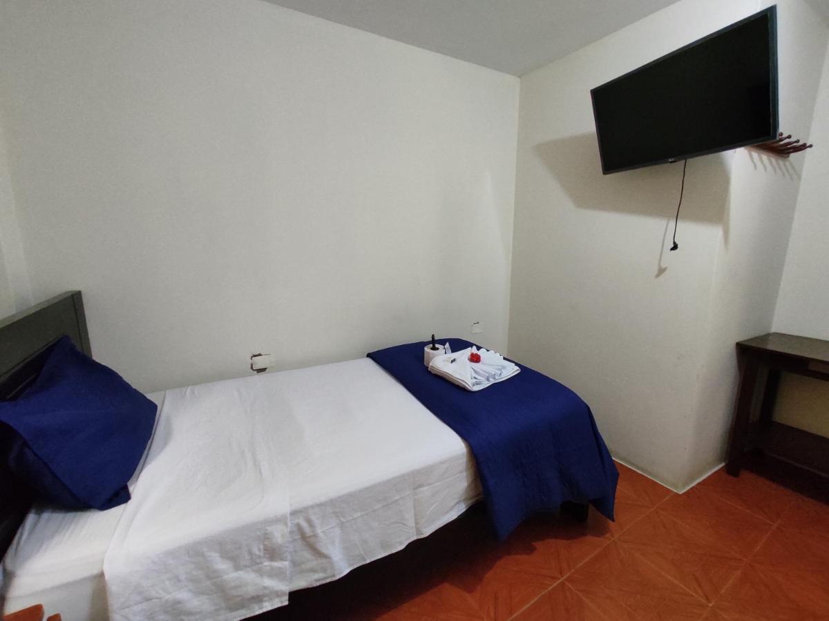 Hotel Nuevo Amanecer Puerto Chicama Ngoại thất bức ảnh