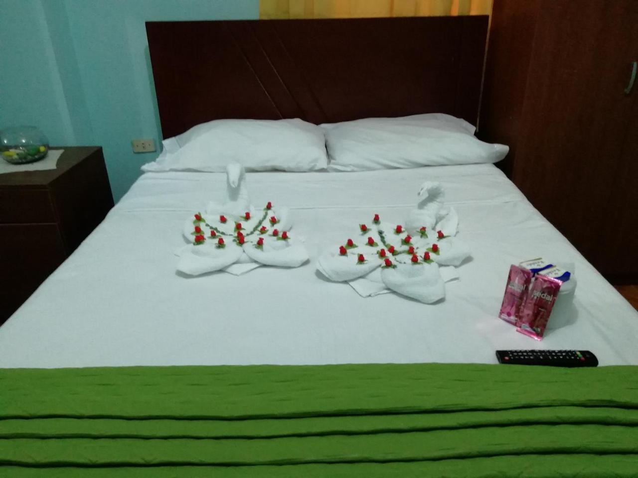 Hotel Nuevo Amanecer Puerto Chicama Ngoại thất bức ảnh